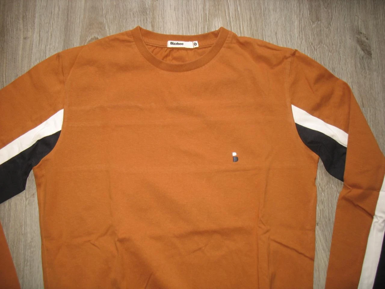 CAMISETA ML MOSTARDA - BIZZBEE - TAMANHO XS - n°02 – photo 2